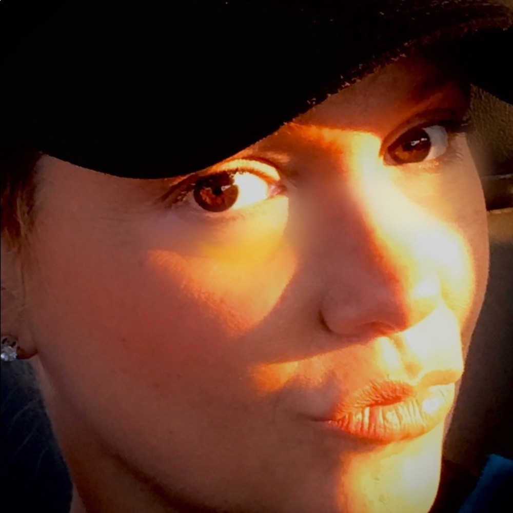 Meet your Posher, Christina